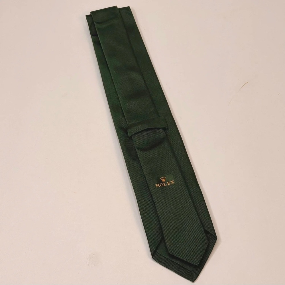 Elegant Green Men's Tie - Picture 2 of 6